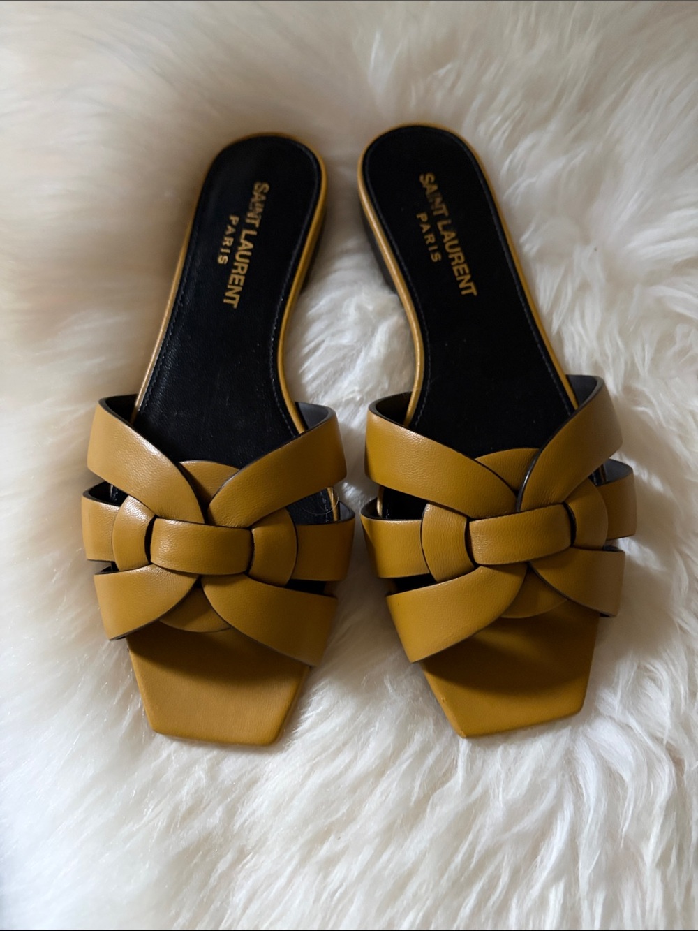 Saint Laurent Mustard Leather Knotted Slide Sandals Size 35/5 Like New